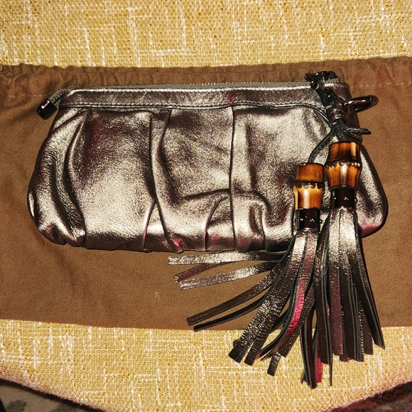Gucci Clutch - Picture 3 of 10
